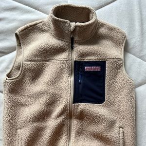 Boys vineyard vines Sherpa vest, XL